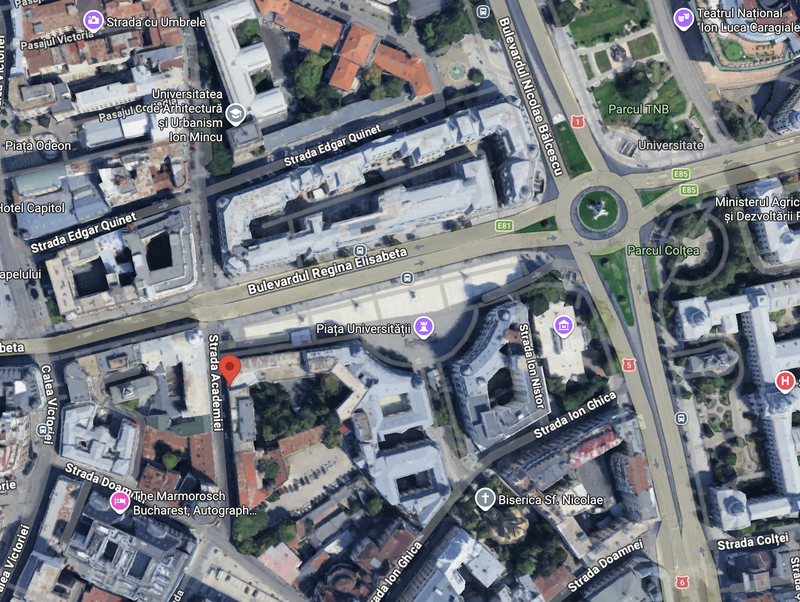 Piata Universitatii (Str. Academiei), 3 min. Metrou, garsoniera, centrala.